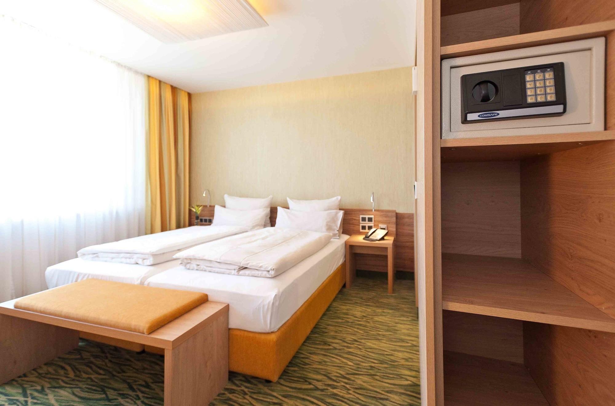 Hotel Bildungsblick Kirchseeon Εξωτερικό φωτογραφία