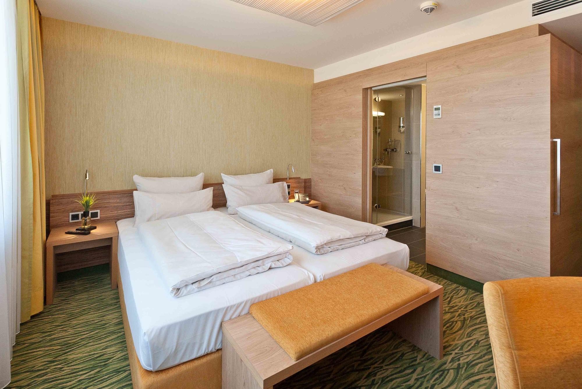 Hotel Bildungsblick Kirchseeon Εξωτερικό φωτογραφία