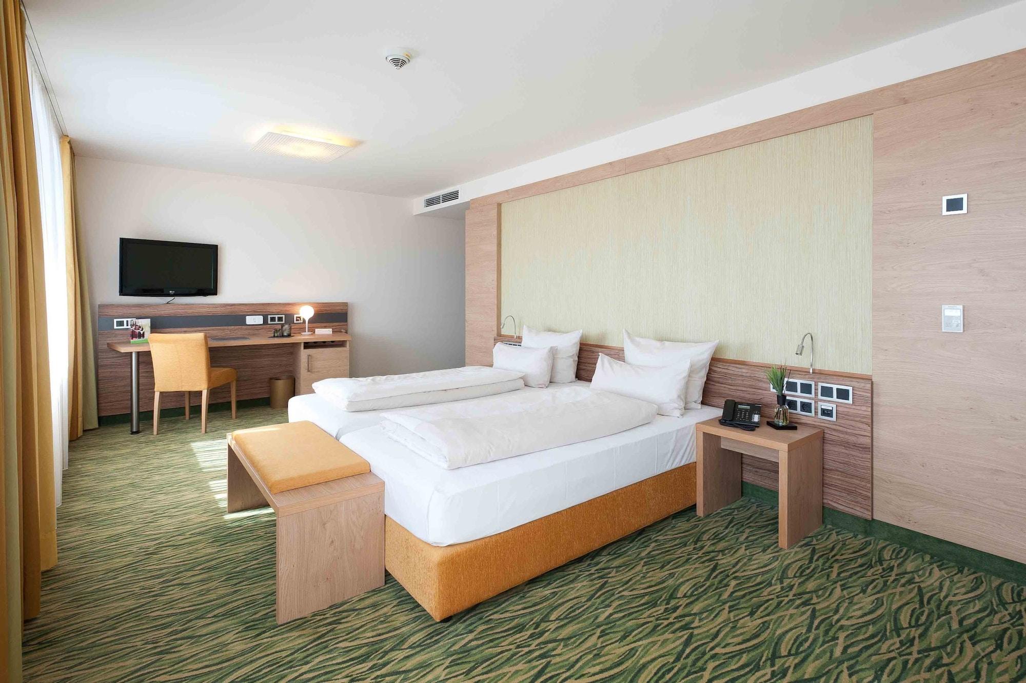 Hotel Bildungsblick Kirchseeon Εξωτερικό φωτογραφία