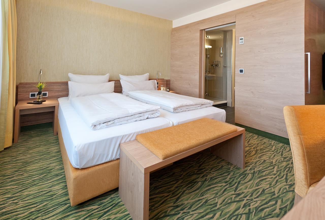 Hotel Bildungsblick Kirchseeon Εξωτερικό φωτογραφία
